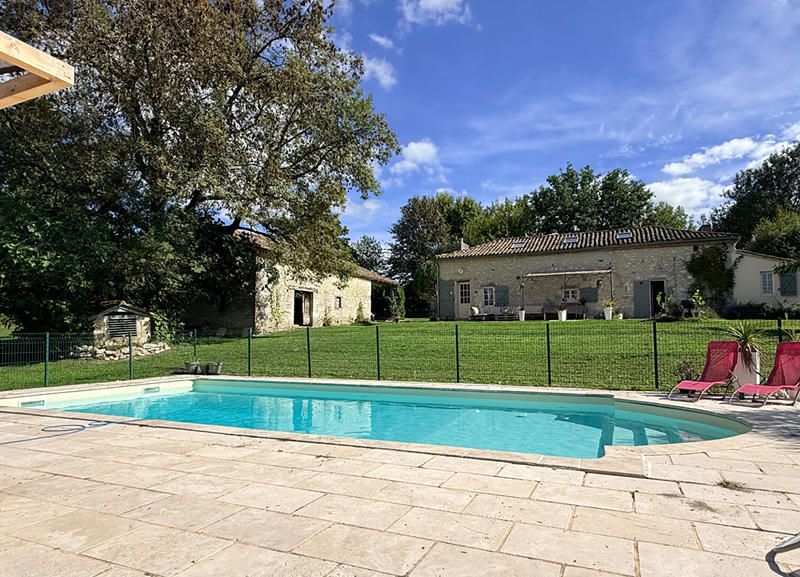 Maison - 147 m² - 7 pièces