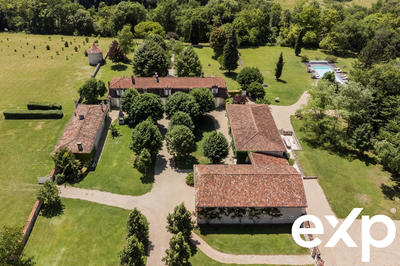 Maison - 509 m² - 12 pièces