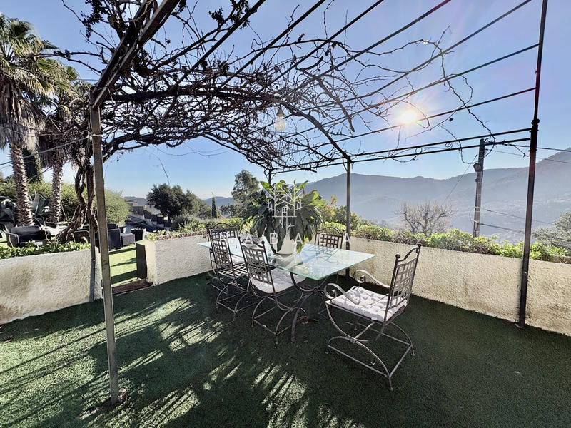 Appartement - 88 m² - 3 pièces