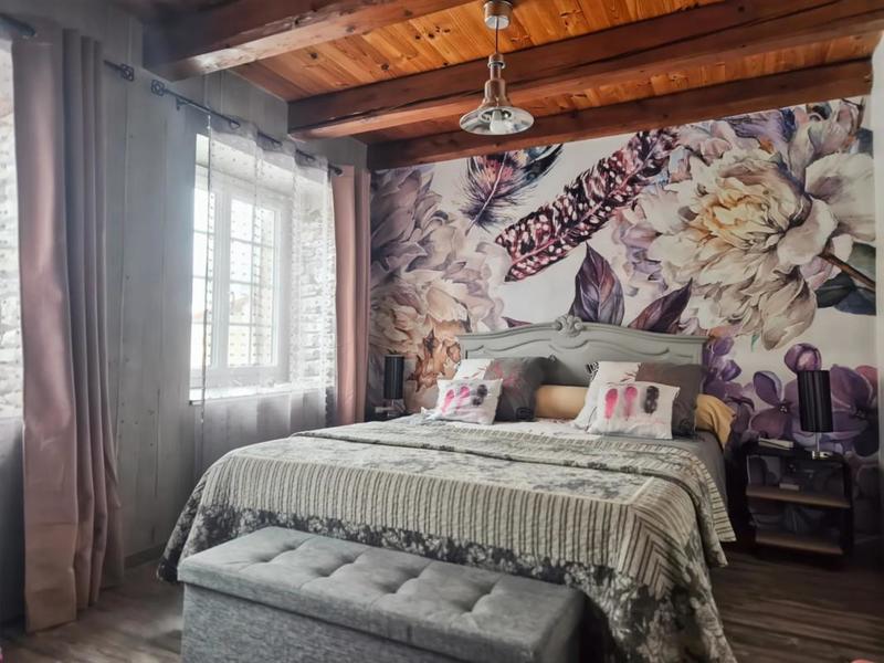 Maison - 280 m² - 7 pièces