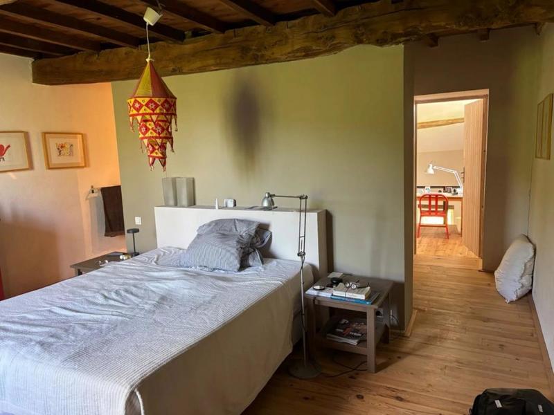 Maison en pierre - 253 m² - 9 pièces