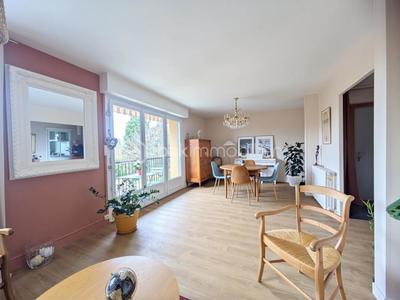 Appartement - 72 m² - 3 pièces