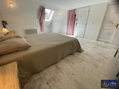 Maison - 316 m² - 14 pièces