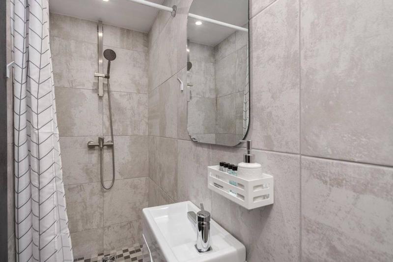 Studio - 18 m² - 1 pièce