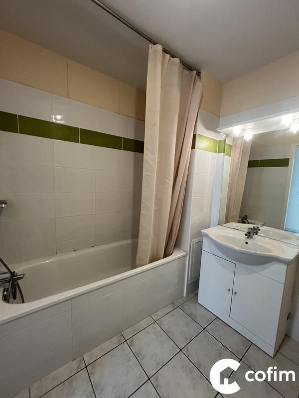 Appartement - 84 m² - 3 pièces