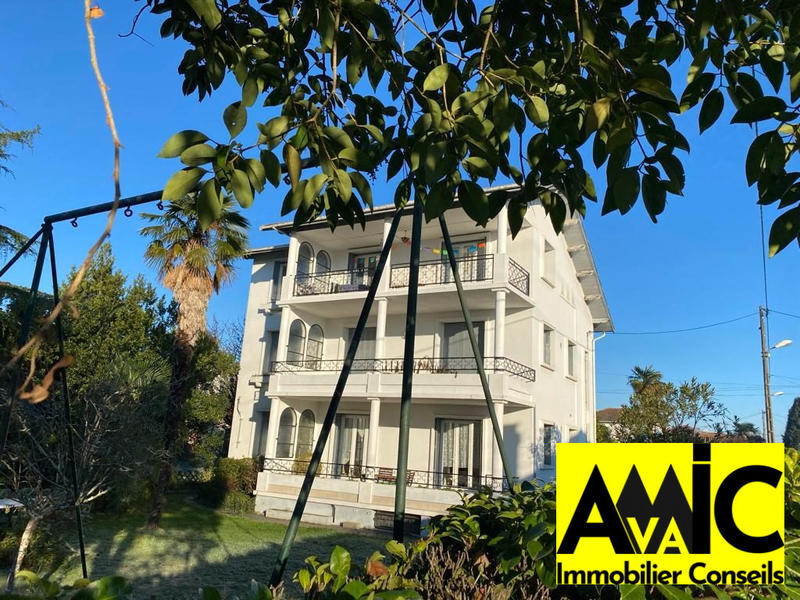 Appartement - 79 m² - 5 pièces