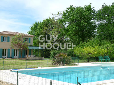 Maison - 95 m² - 5 pièces