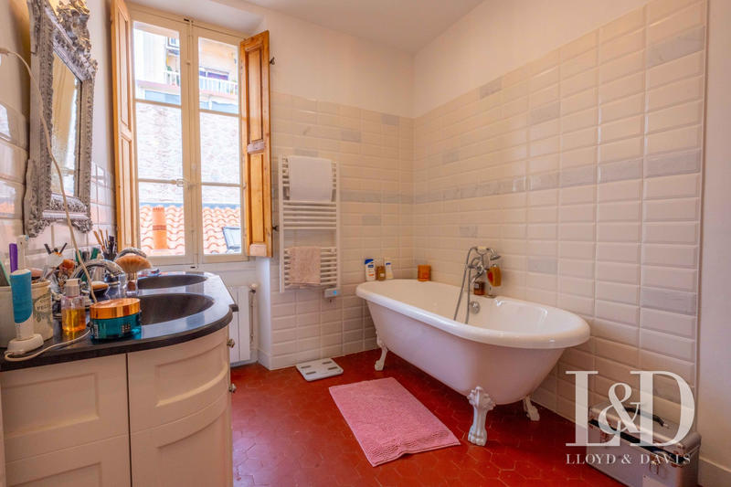 Maison - 170 m² - 5 pièces