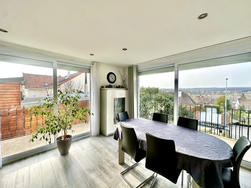 Maison - 109 m² - 4 pièces