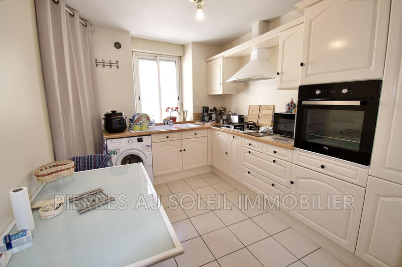 Appartement - 96 m² - 3 pièces