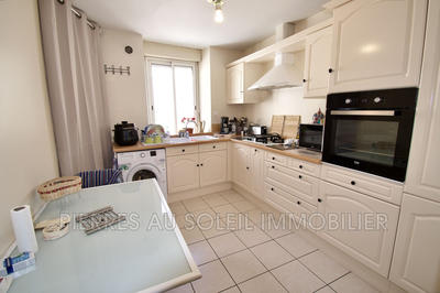 Appartement - 96 m² - 3 pièces