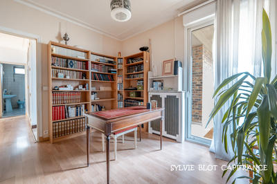 Maison - 188 m² - 10 pièces