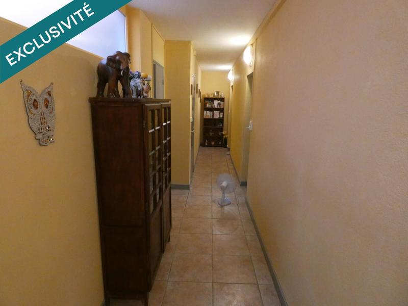 Maison - 292 m² - 10 pièces