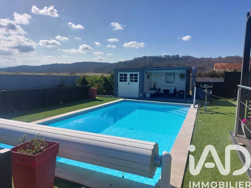 Maison - 186 m² - 7 pièces