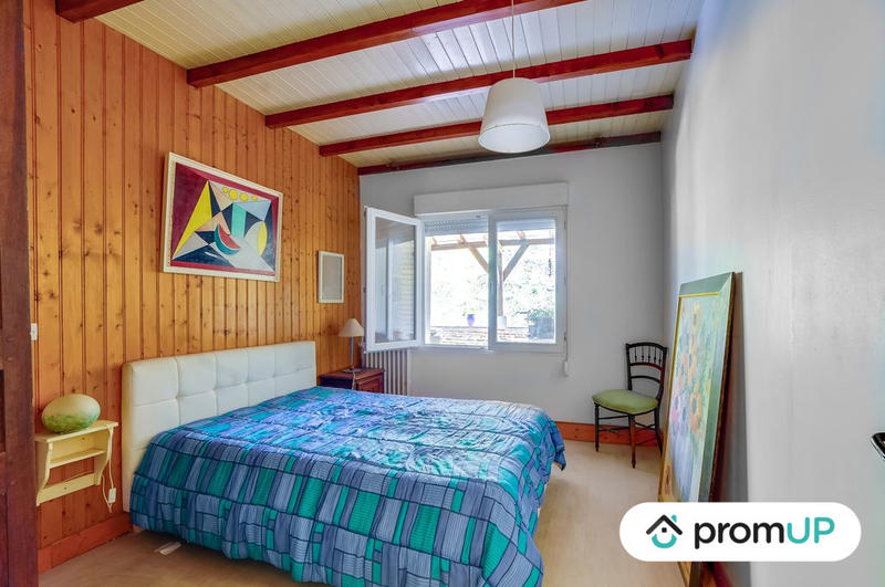 Maison - 200 m² - 9 pièces