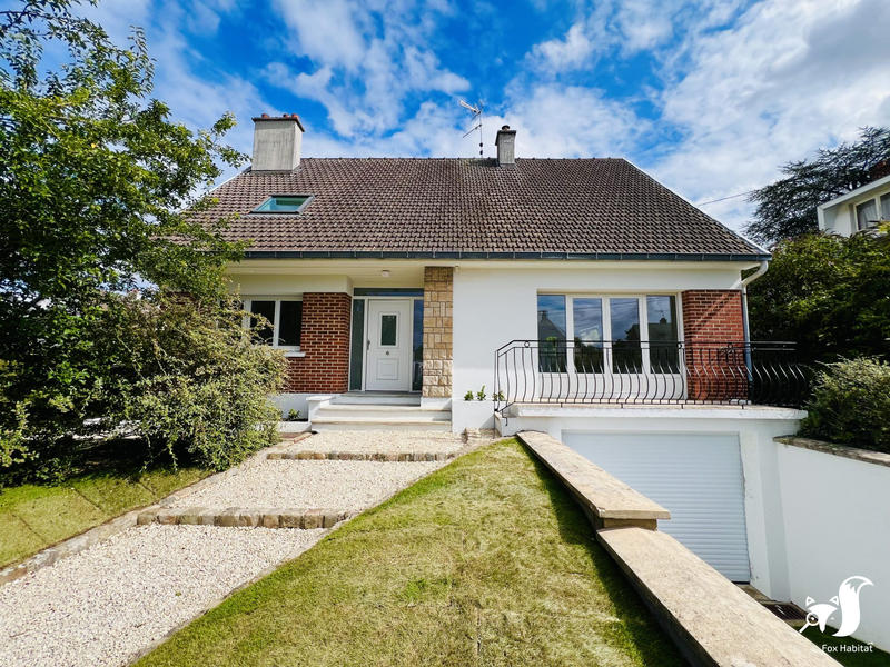 Maison - 137 m² - 6 pièces