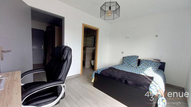 Maison - 208 m² - 7 pièces