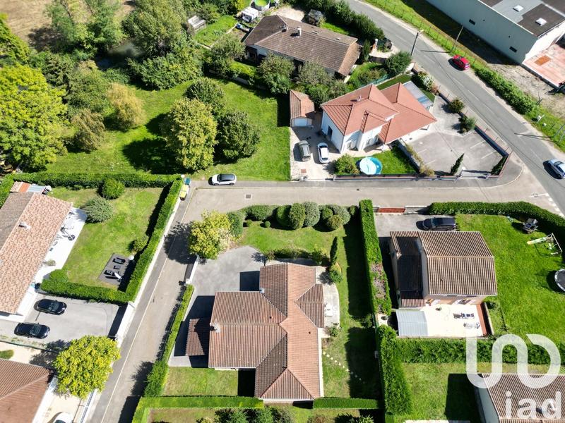 Maison - 96 m² - 4 pièces