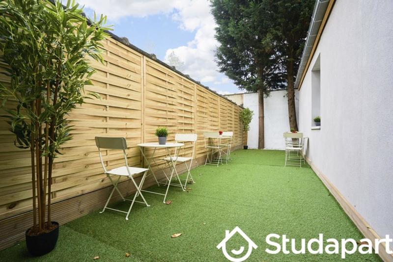 Chambre - 12 m² - 1 pièce