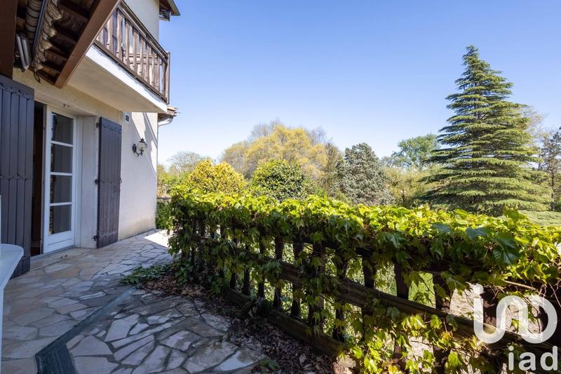 Maison - 142 m² - 6 pièces