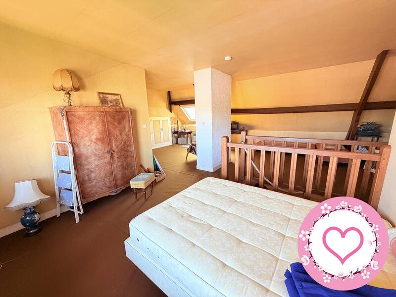 Maison - 122 m² - 5 pièces