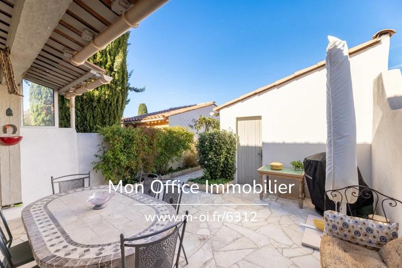 Maison - 98 m² - 4 pièces