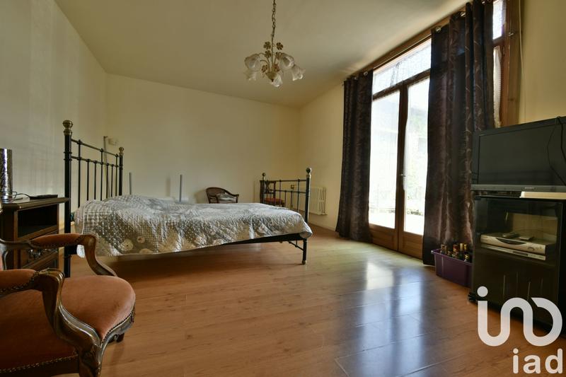 Maison - 195 m² - 6 pièces