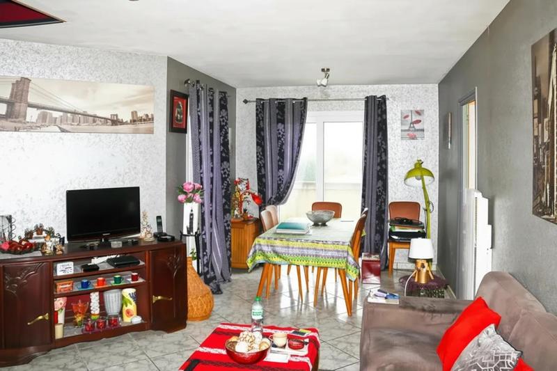 Maison - 140 m² - 7 pièces