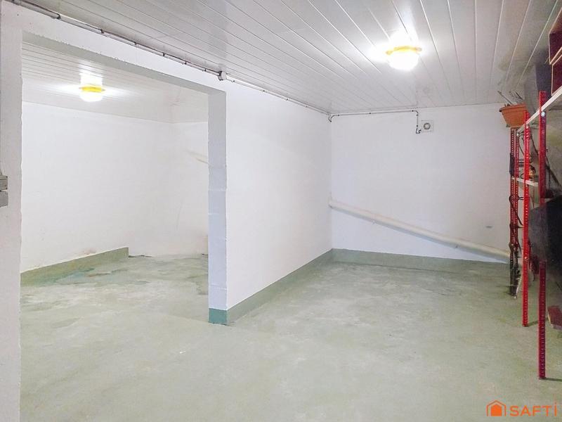 Maison - 301 m² - 10 pièces