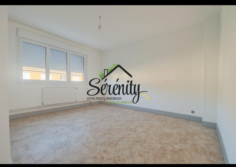 Maison - 92 m² - 5 pièces