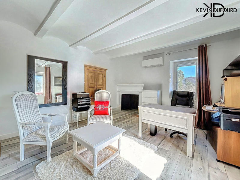 Mas - 160 m² - 6 pièces