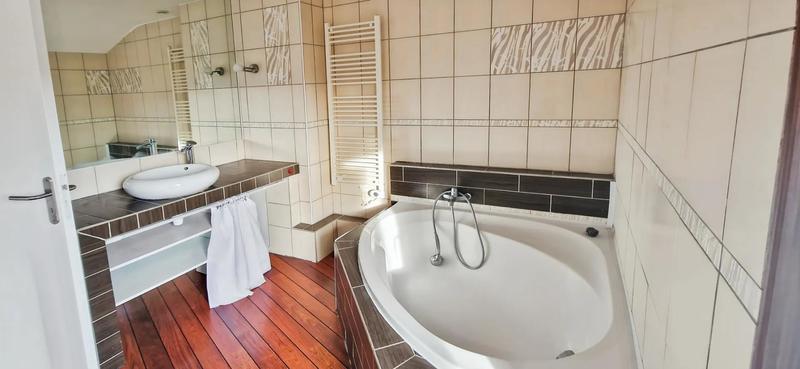 Appartement - 89 m² - 4 pièces