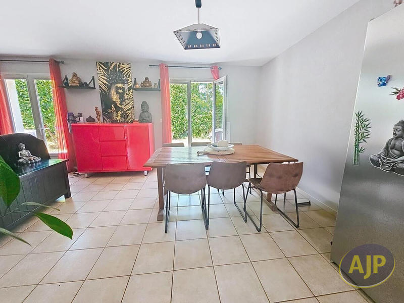 Maison - 86 m² - 5 pièces