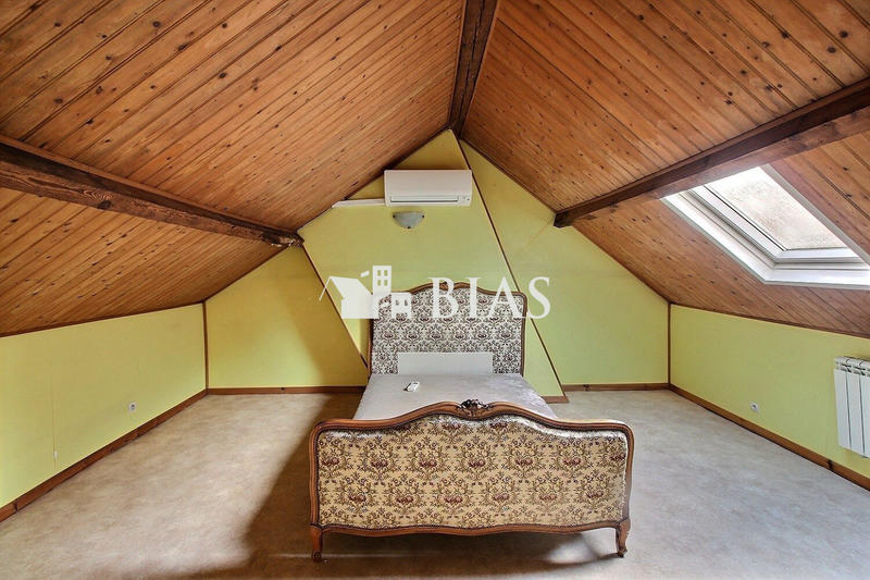 Maison - 145 m² - 7 pièces