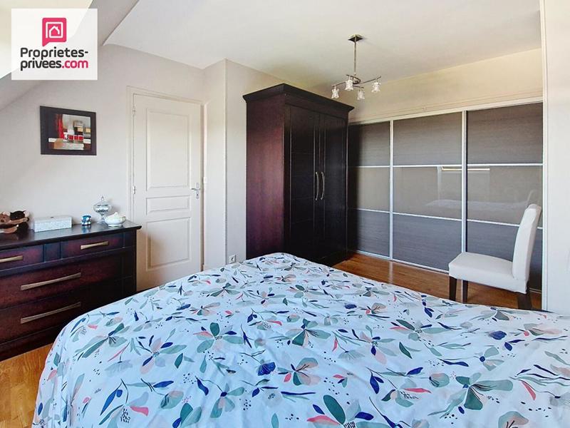 Maison - 143 m² - 6 pièces