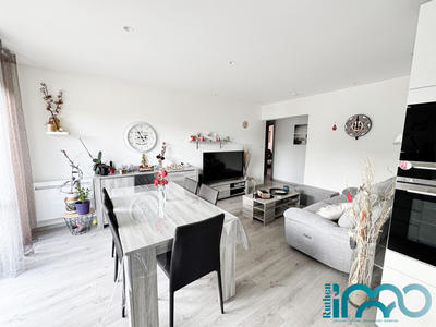 Appartement - 79 m² - 4 pièces