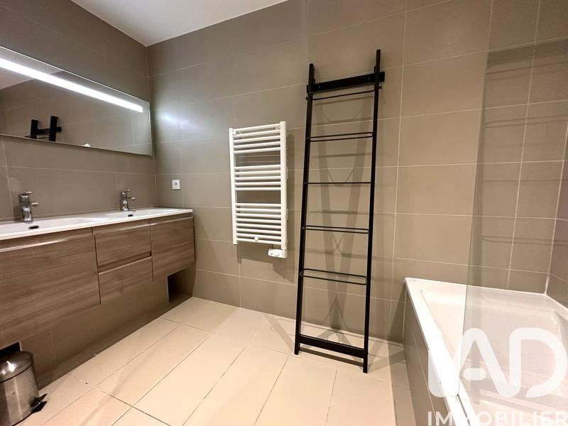 Appartement - 87 m² - 4 pièces