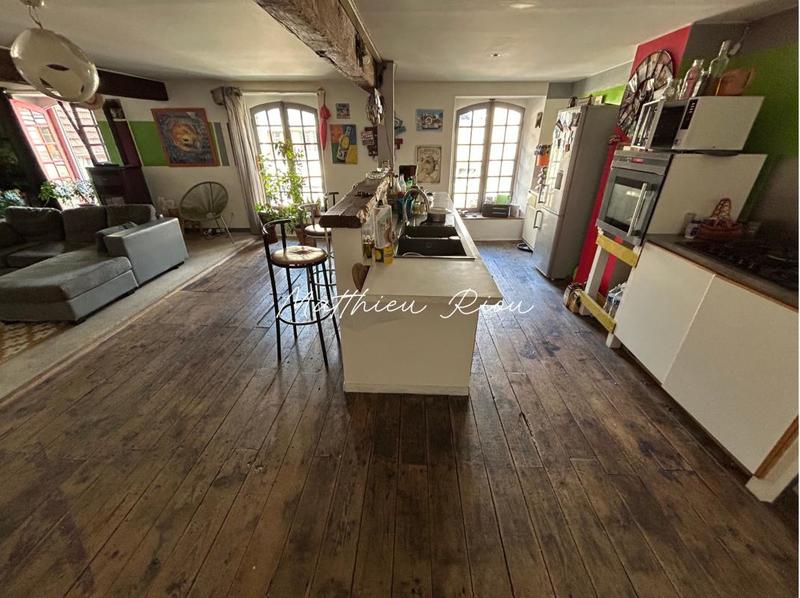 Maison - 101 m² - 5 pièces