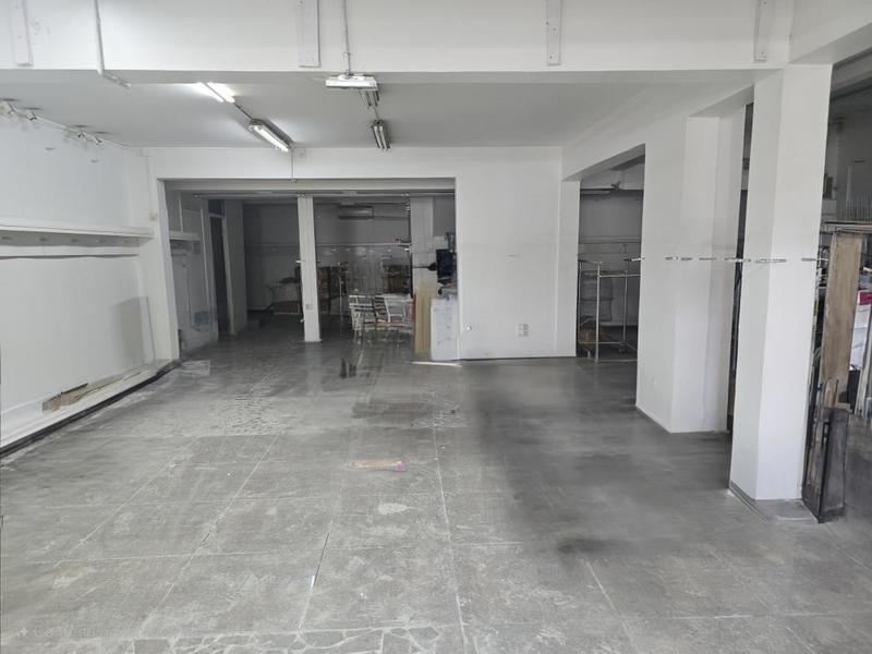 Local commercial - 133 m²