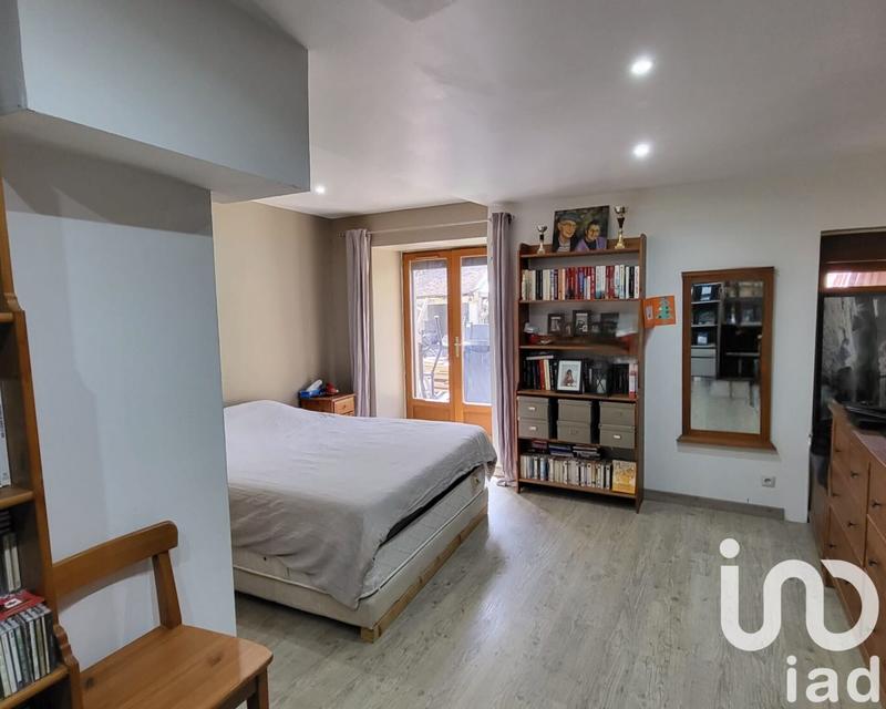 Appartement - 105 m² - 5 pièces