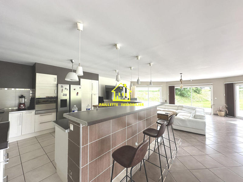 Maison contemporaine - 182 m² - 5 pièces