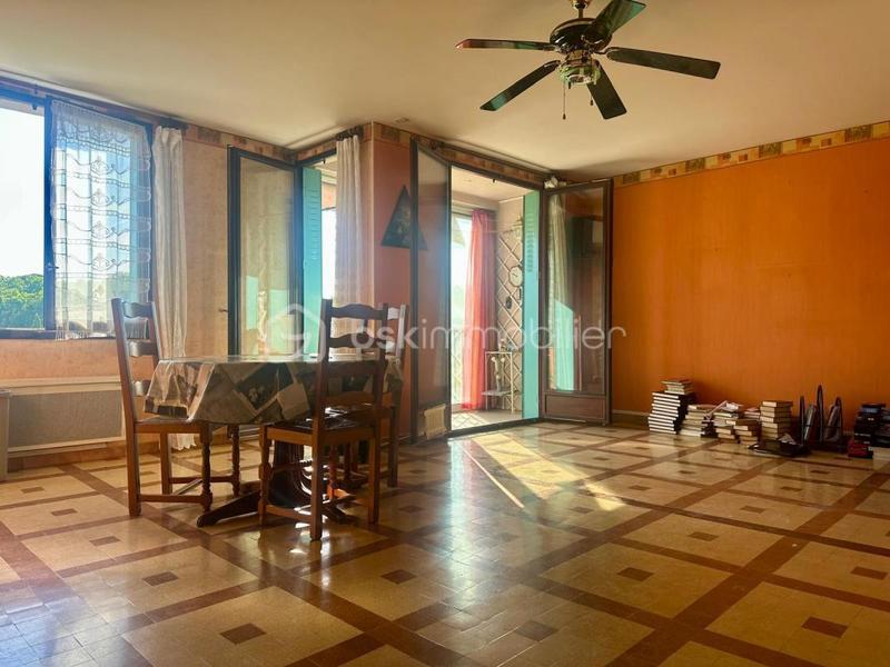 Appartement - 80 m² - 4 pièces