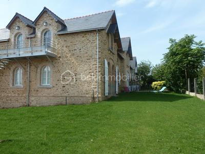 Immeuble - 253 m² - 11 pièces