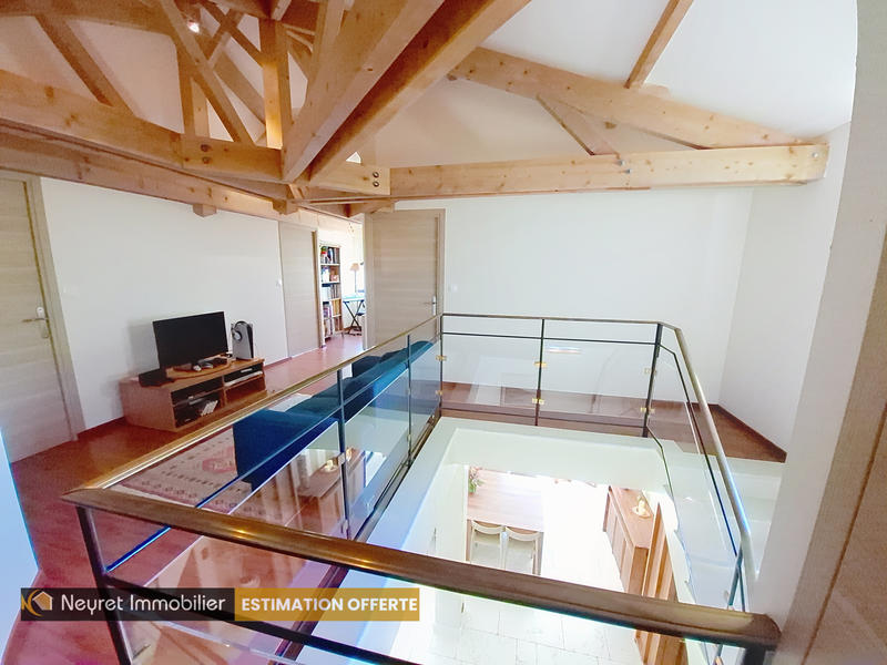 Maison - 308 m² - 10 pièces