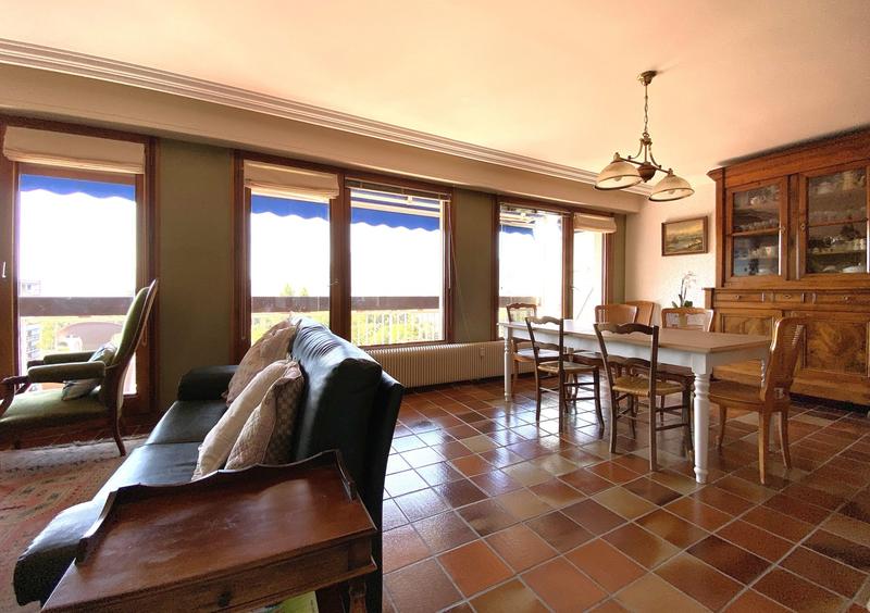 Appartement - 102 m² - 5 pièces