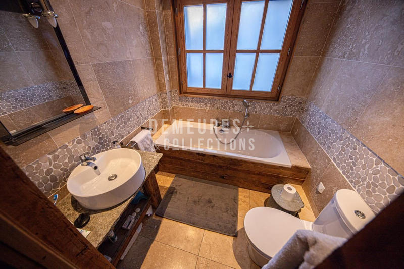 Appartement - 137 m² - 5 pièces