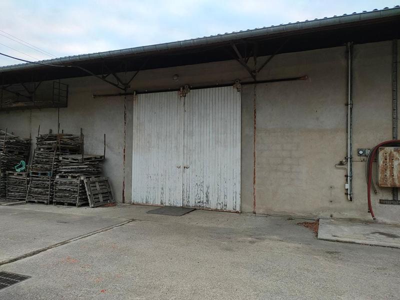 Maison - 1 000 m² - 1 pièce