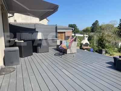 Maison - 92 m² - 5 pièces