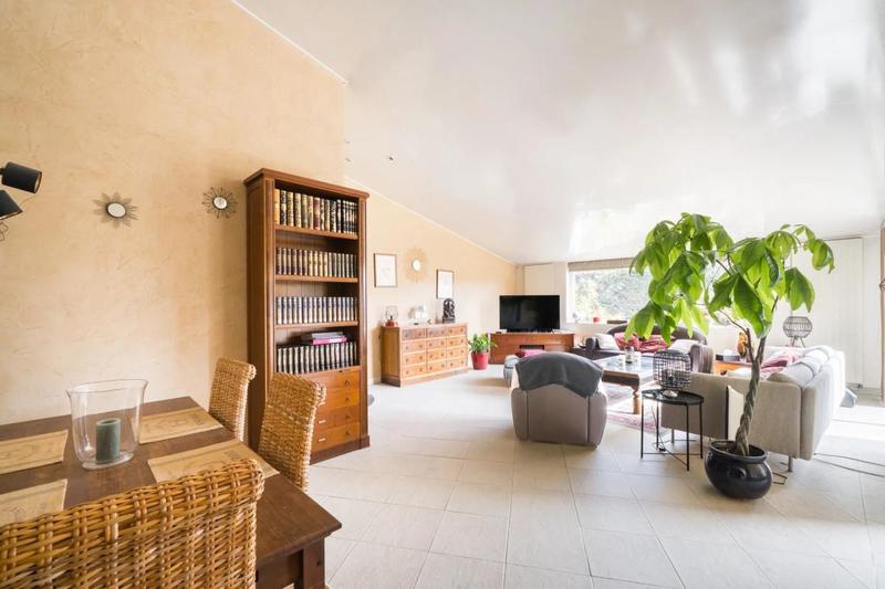 Maison - 197 m² - 6 pièces