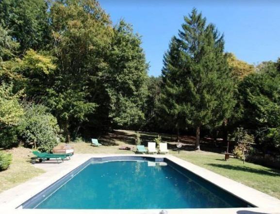 Manoir - 1 500 m² - 30 pièces